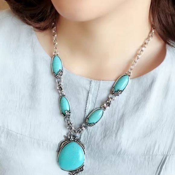 Turquoise 3pc Set Big Pendant Necklace and Dangle Earrings Boho Jewelry - Picture 1 of 4